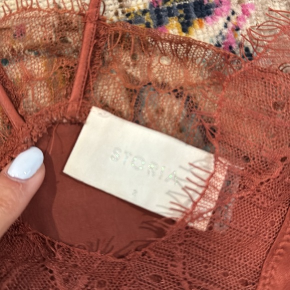 Lace Tank top - Picture 3 of 6